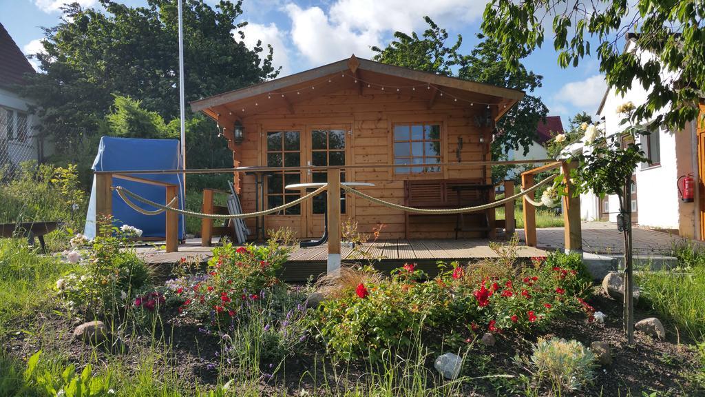 Ferienwohnungen Am Kleinen See Bergen Auf Rugen Exterior foto